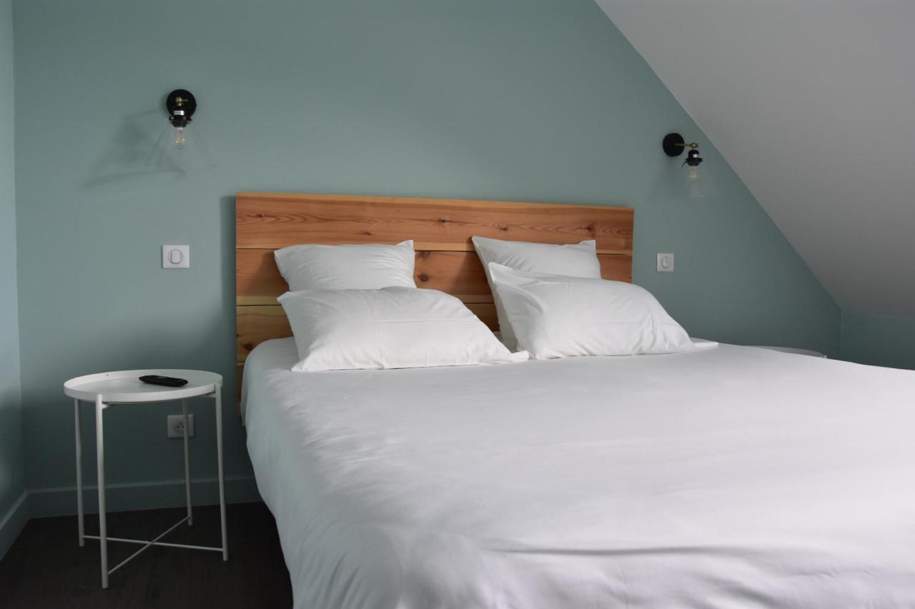 Hotel Domaine Du Lac Chambon ミュロル エクステリア 写真