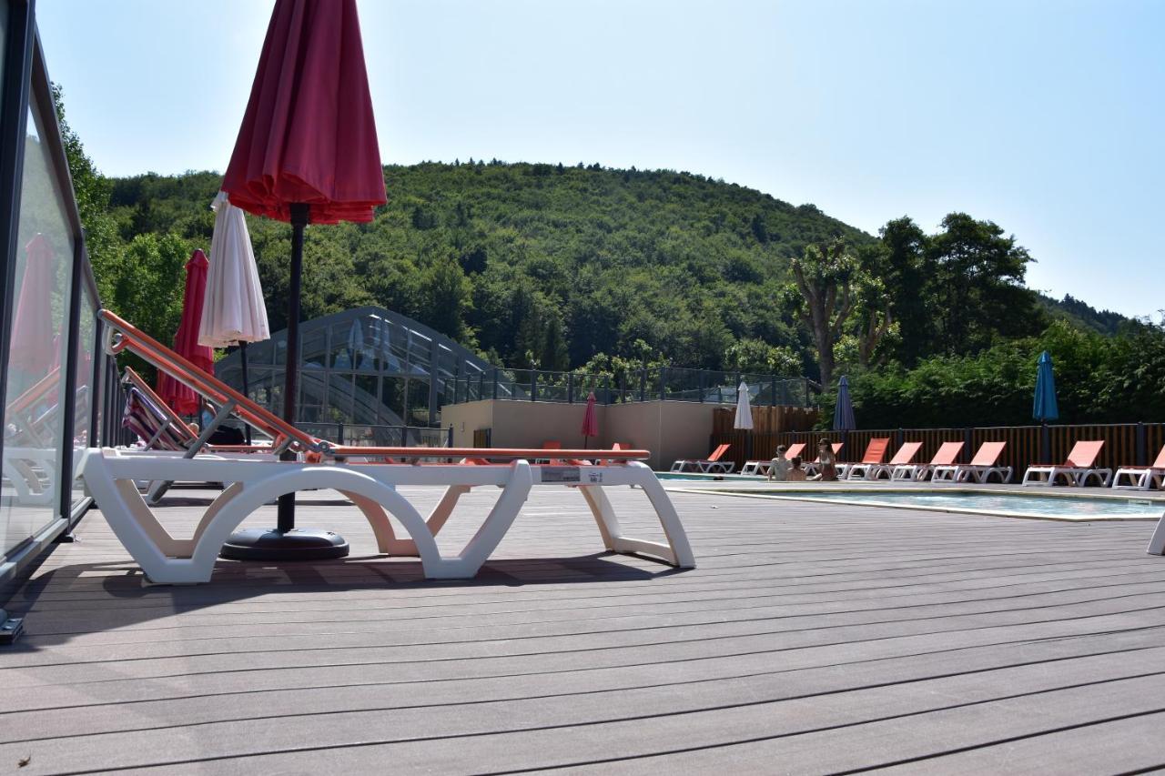 Hotel Domaine Du Lac Chambon ミュロル エクステリア 写真